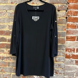 NWT Black Open sleeve blouse - XL